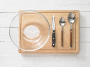 knife, spoon and plate