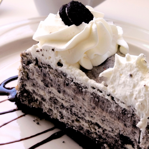 Oreo Cheesecake Bars